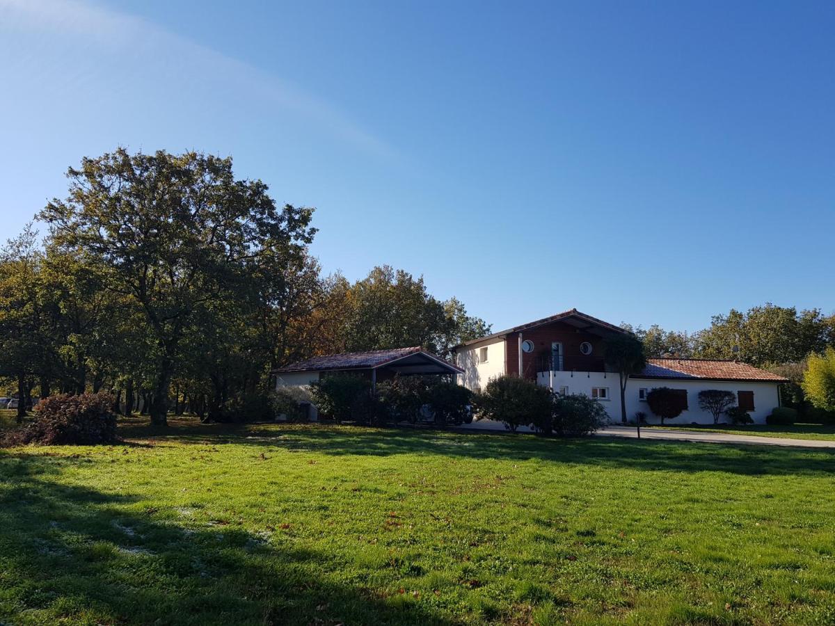 La Planette Aussonne Exterior foto