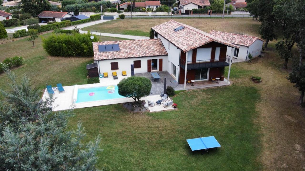 La Planette Aussonne Exterior foto
